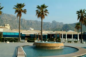Outside Club Nautico